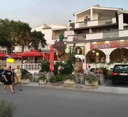 Buqez Resort, 51 * Drage