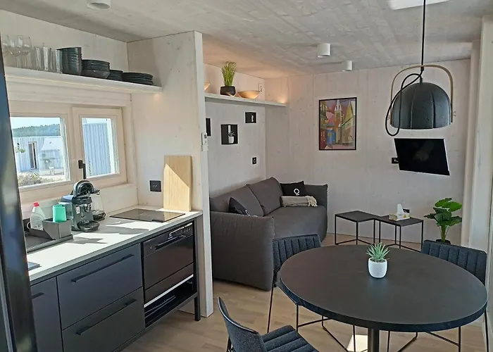 Buqez Resort, 51 Drage