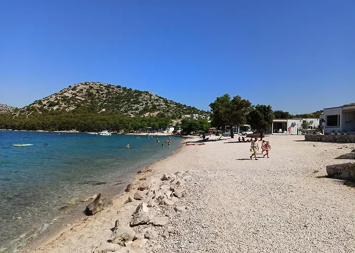 Buqez Resort, 51 Ferienhaus Drage