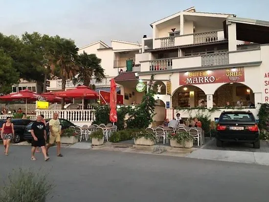 Buqez Resort, 51 * Drage
