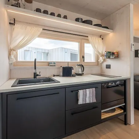 Buqez Resort, 51 * Drage